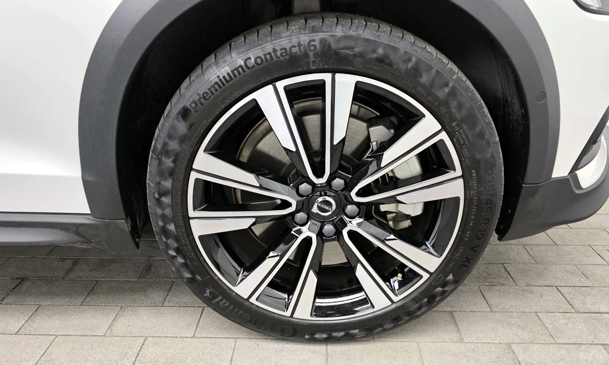 V60 Cross-Country 2nd Generation