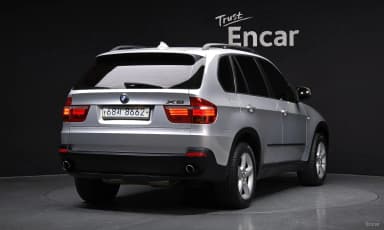 X5 (E70)