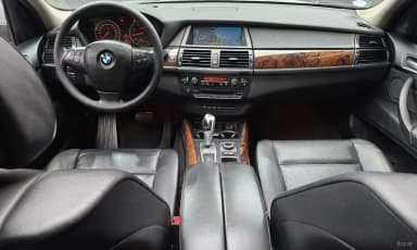 X5 (E70)
