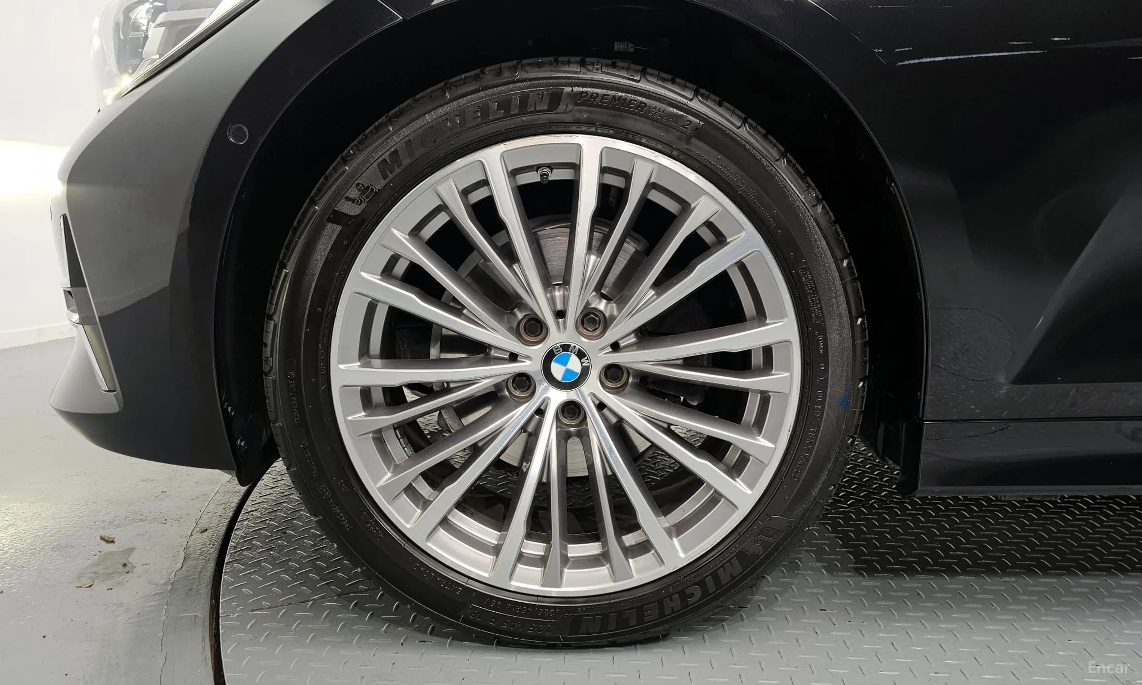 3 Series (G20)