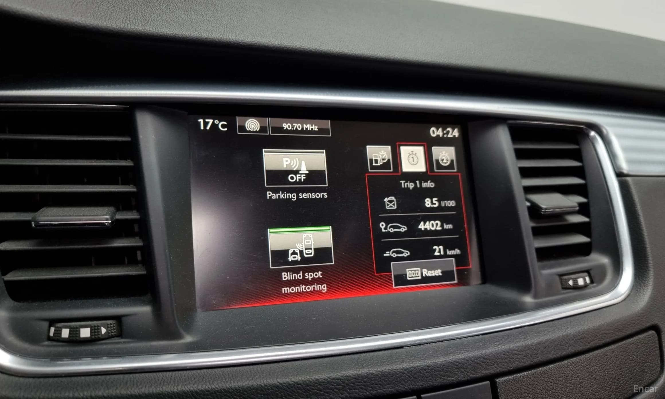 m1Bw200E2YqeygG33_dc2:507