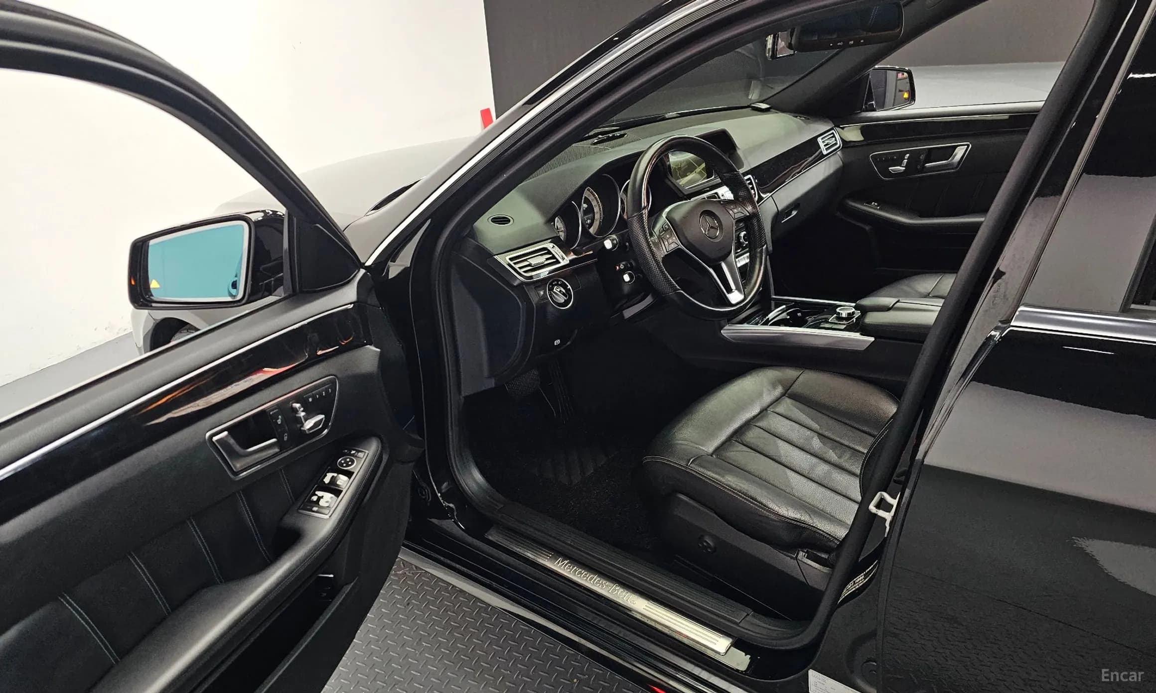 E-Class W212