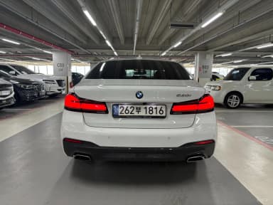 5 Series (G30)