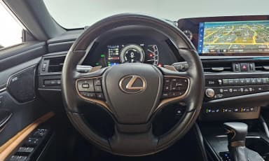 ES300h 7th Generation