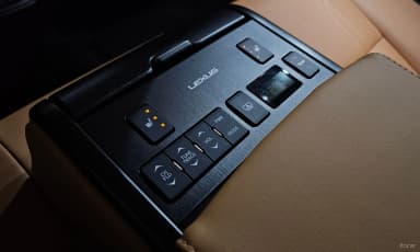 ES300h 7th Generation