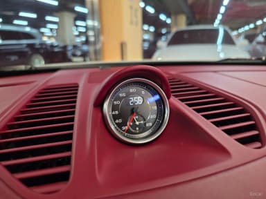 910
