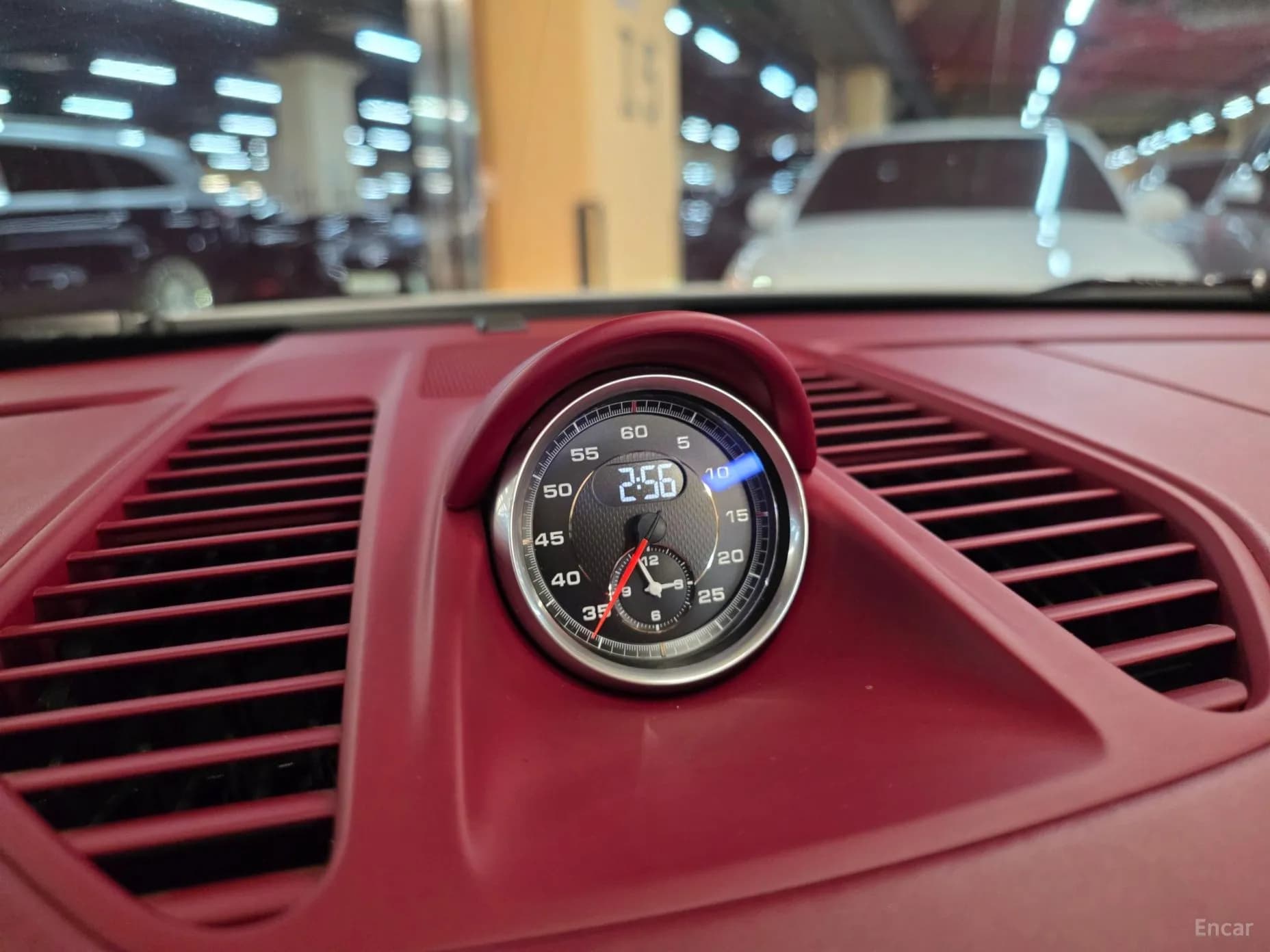 910