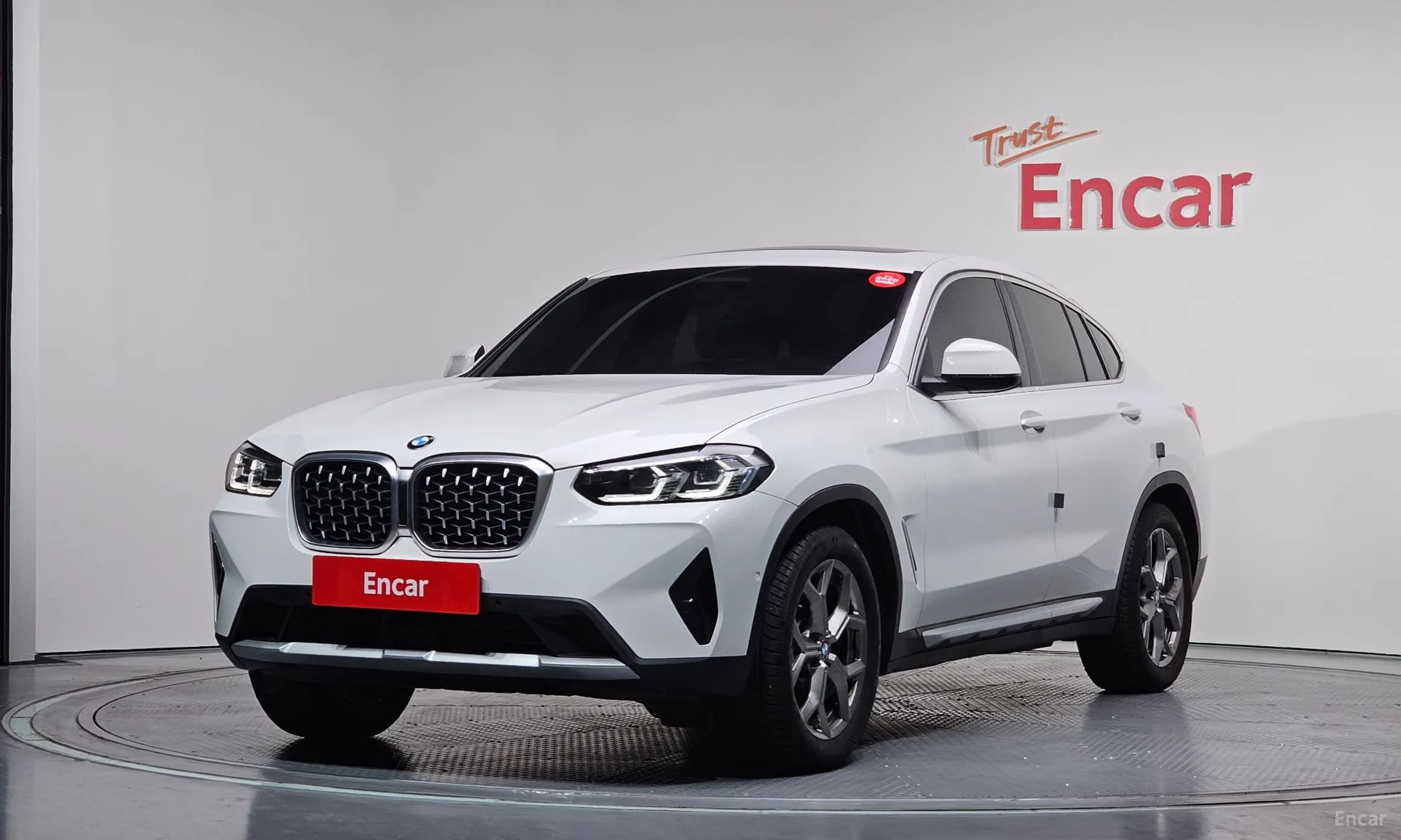 X4 (G02)