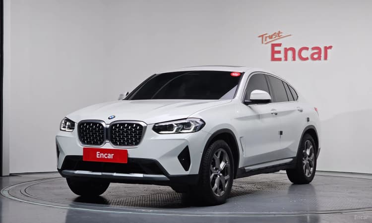 X4 (G02)