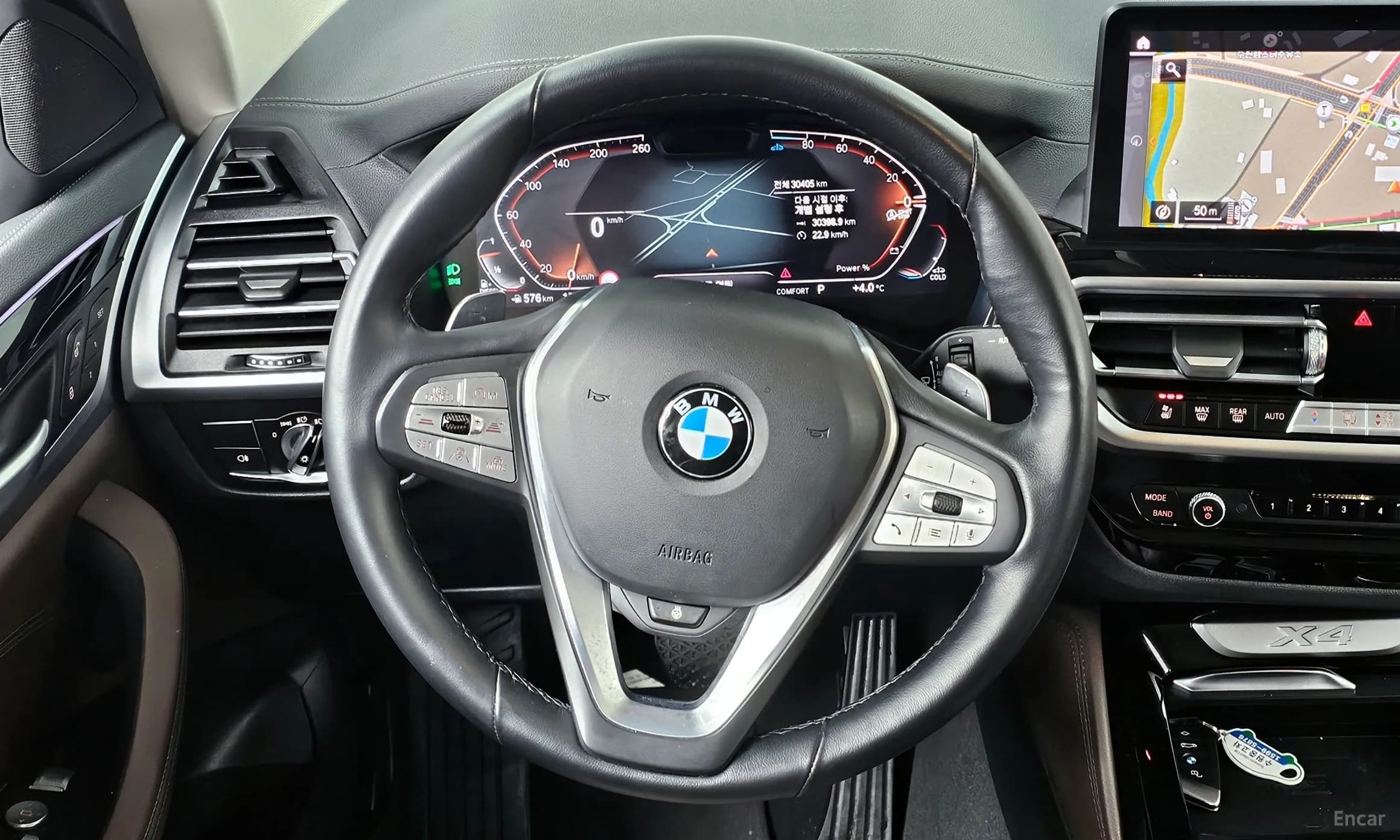 X4 (G02)