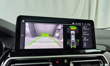 X4 (G02)