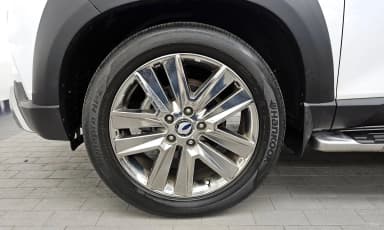 Rexton Sports Khan