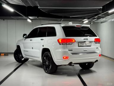 Grand Cherokee