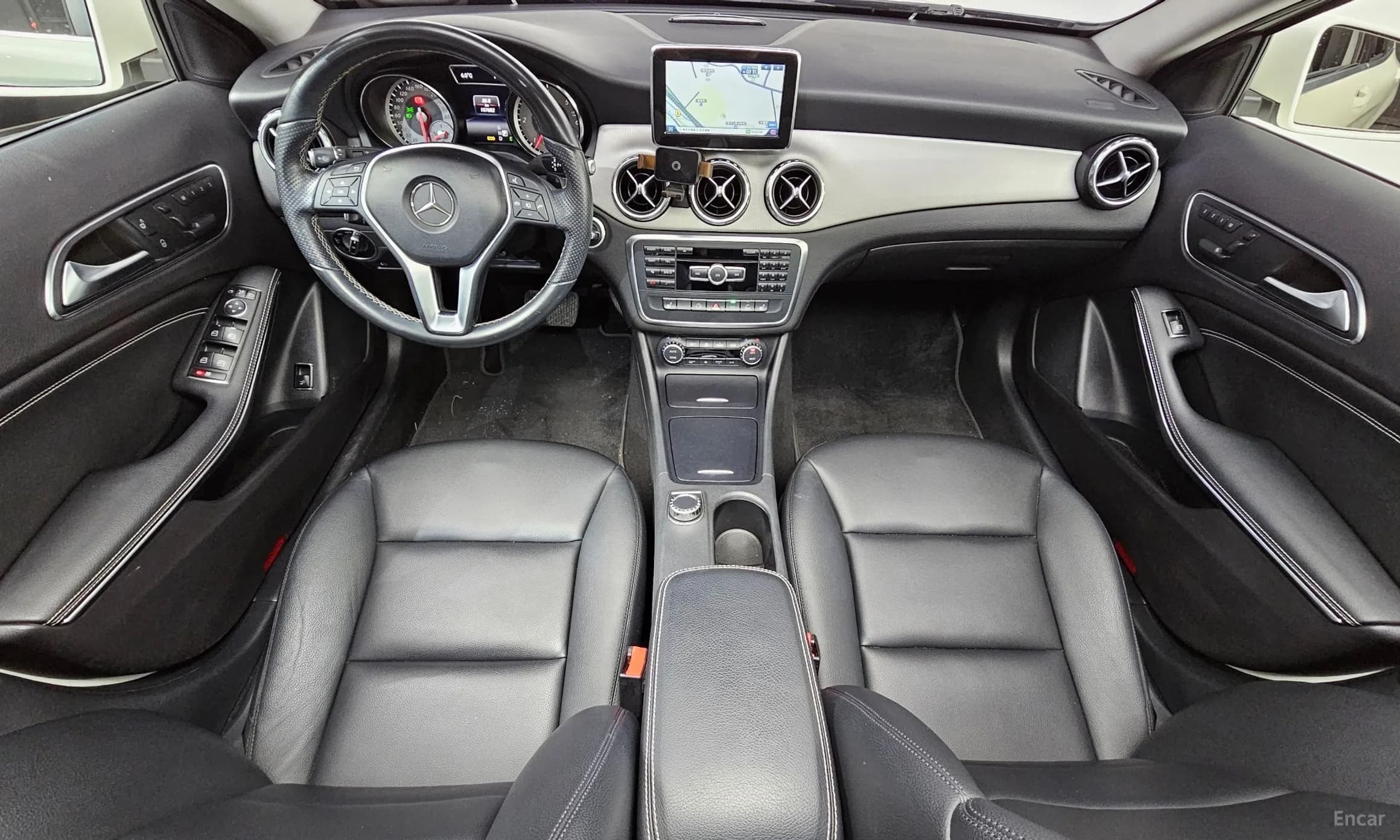 GLA-Class X156