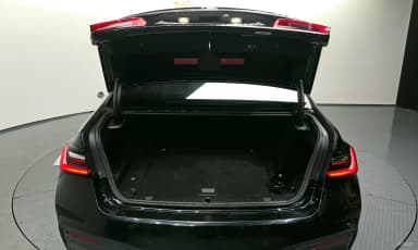 7 Series (G11)