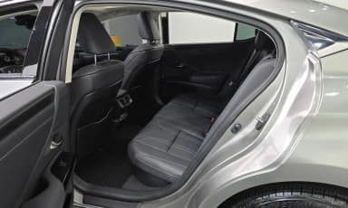 ES300h 7th Generation