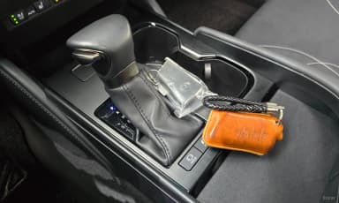 ES300h 7th Generation