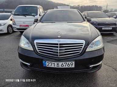 S-Class W221