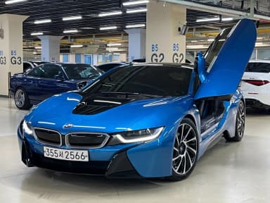 i8
