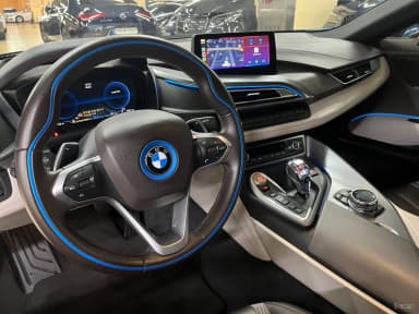 i8