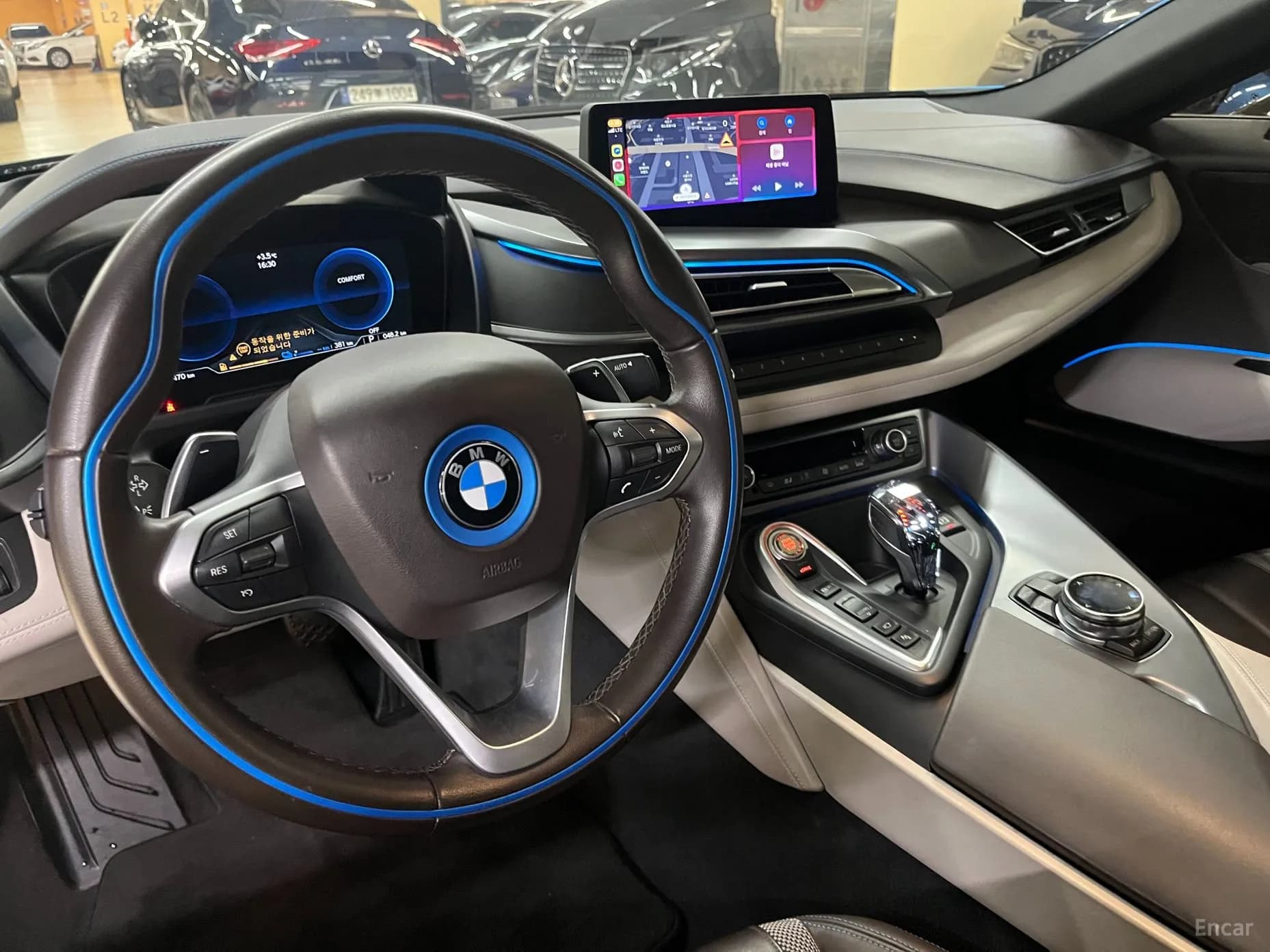 i8