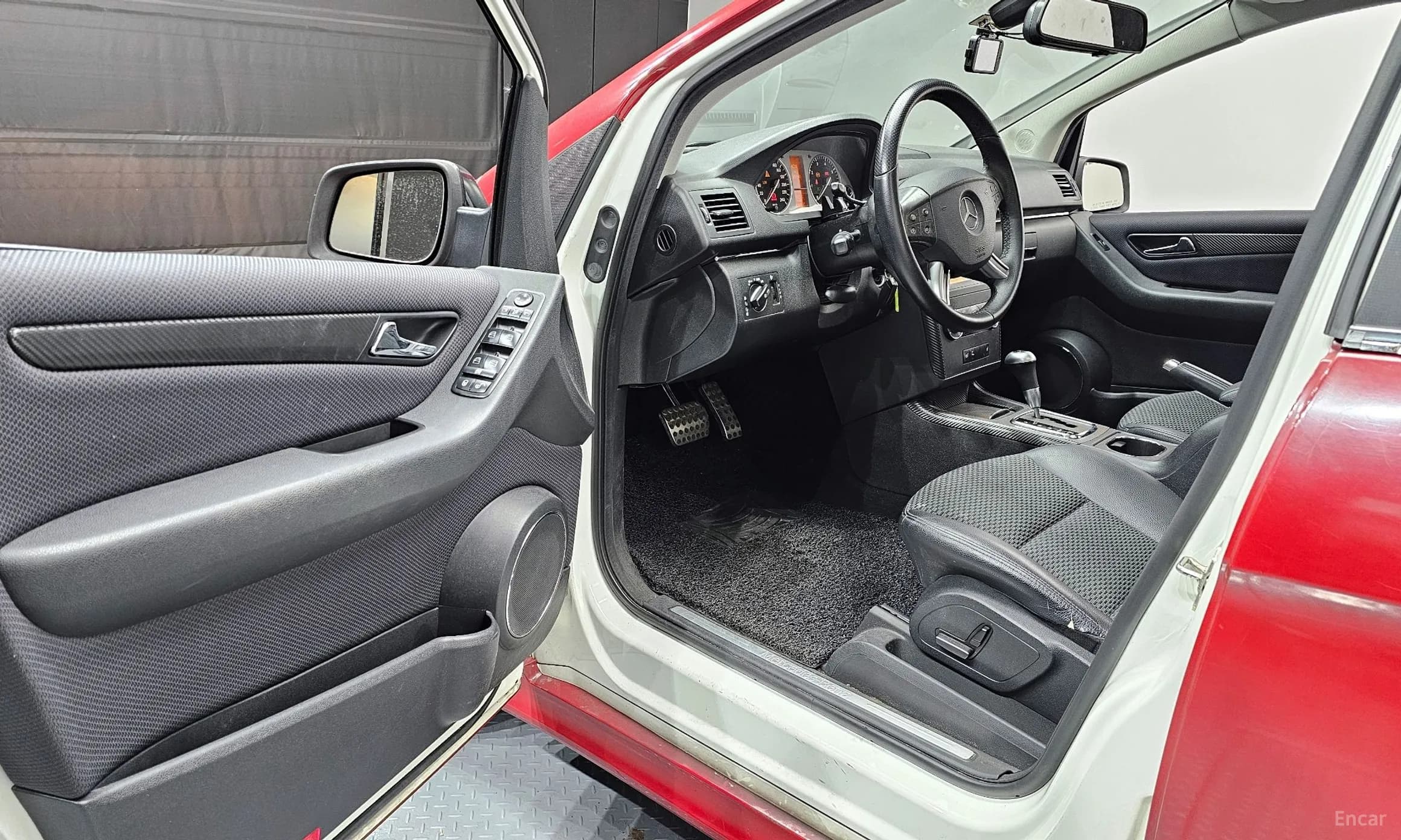 B-Class W245