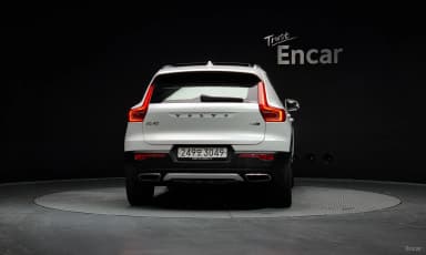 XC40