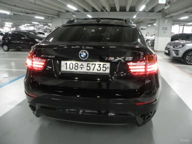 X6 (E71)