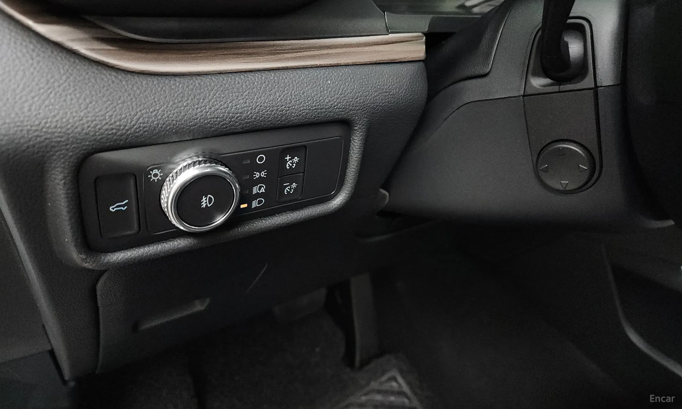 Explorer 6th Generation