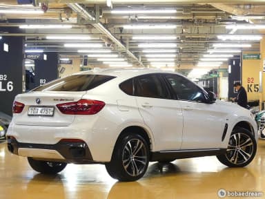 X6 (F16)