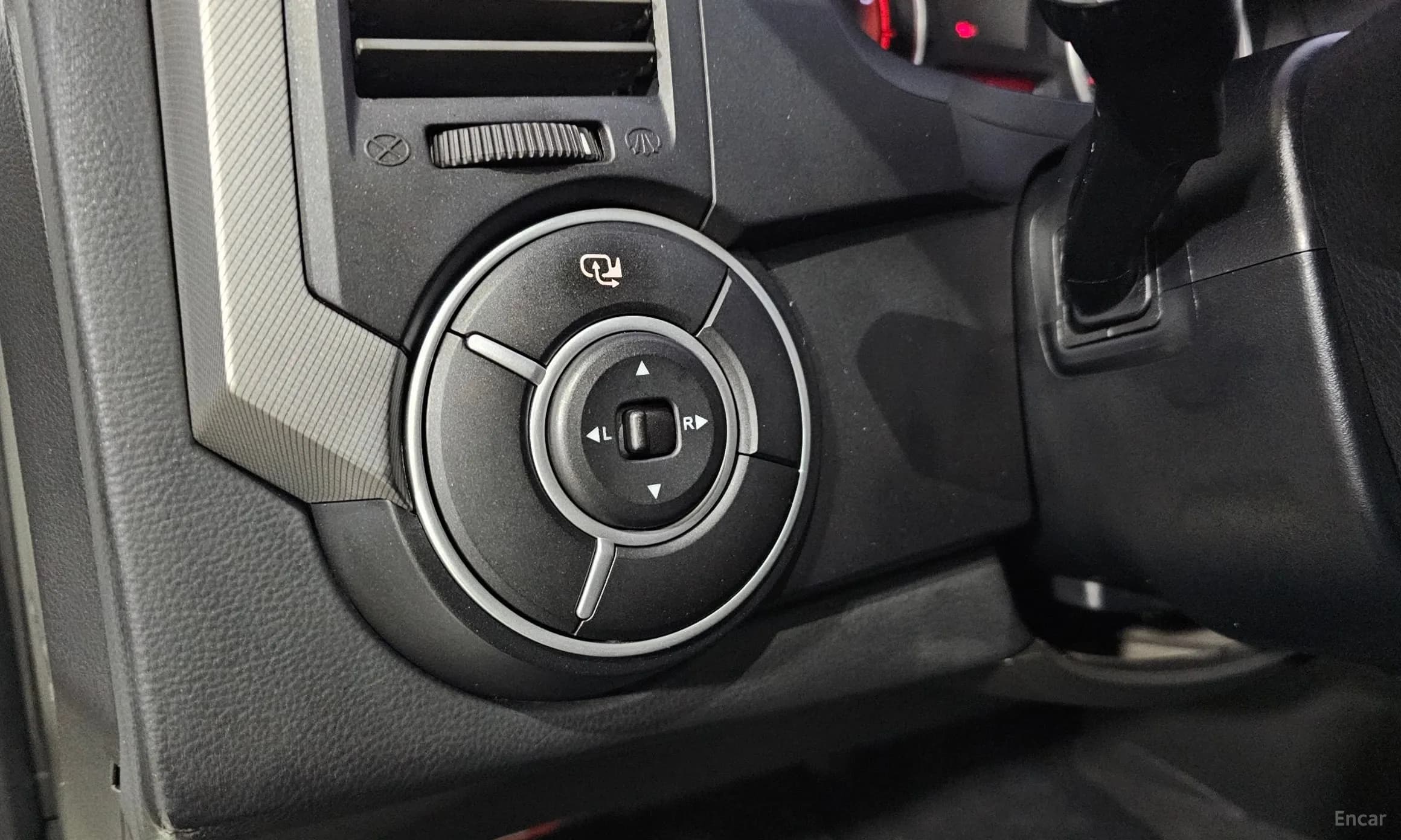 Korando Sports