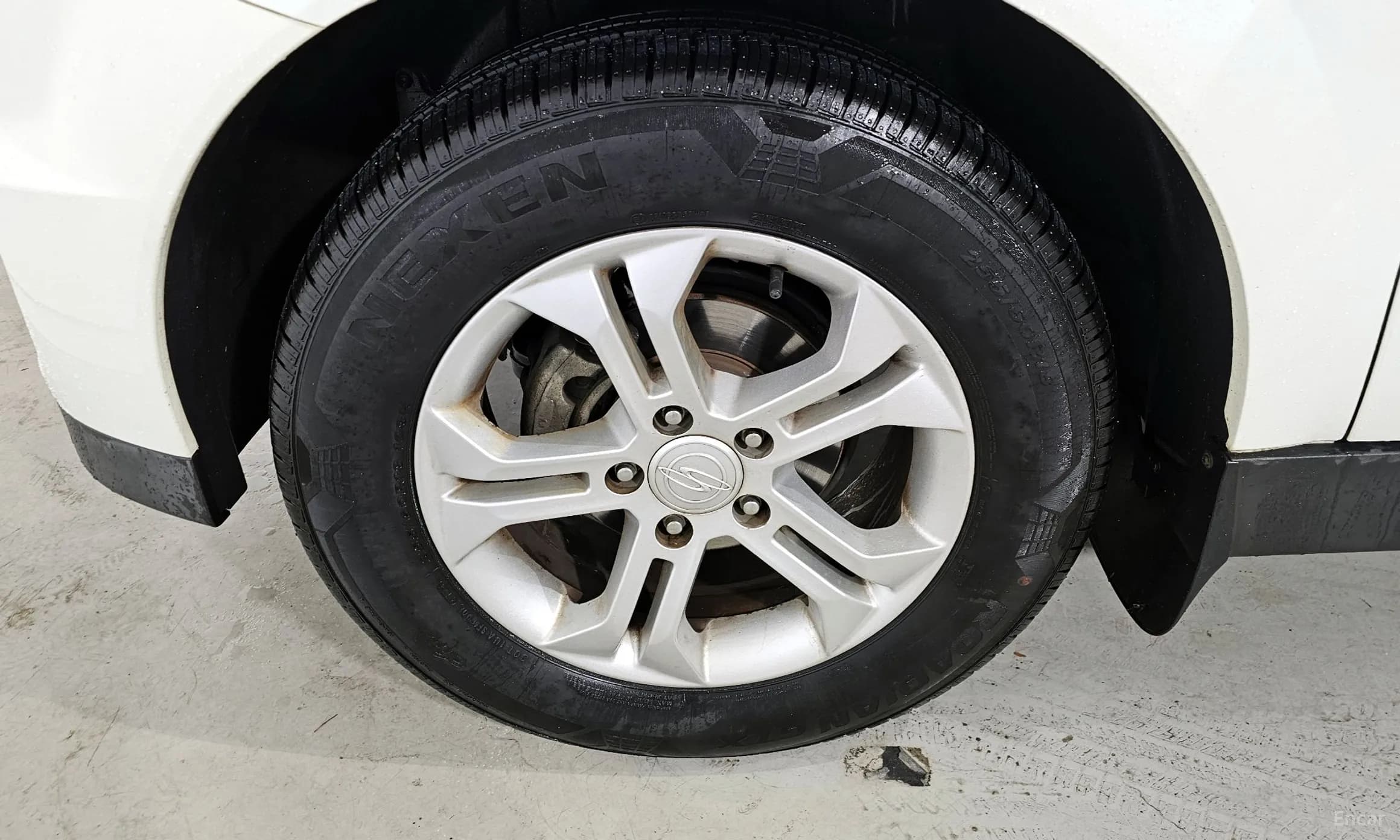 Korando Sports