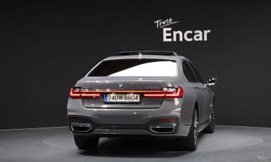 7 Series (G11)