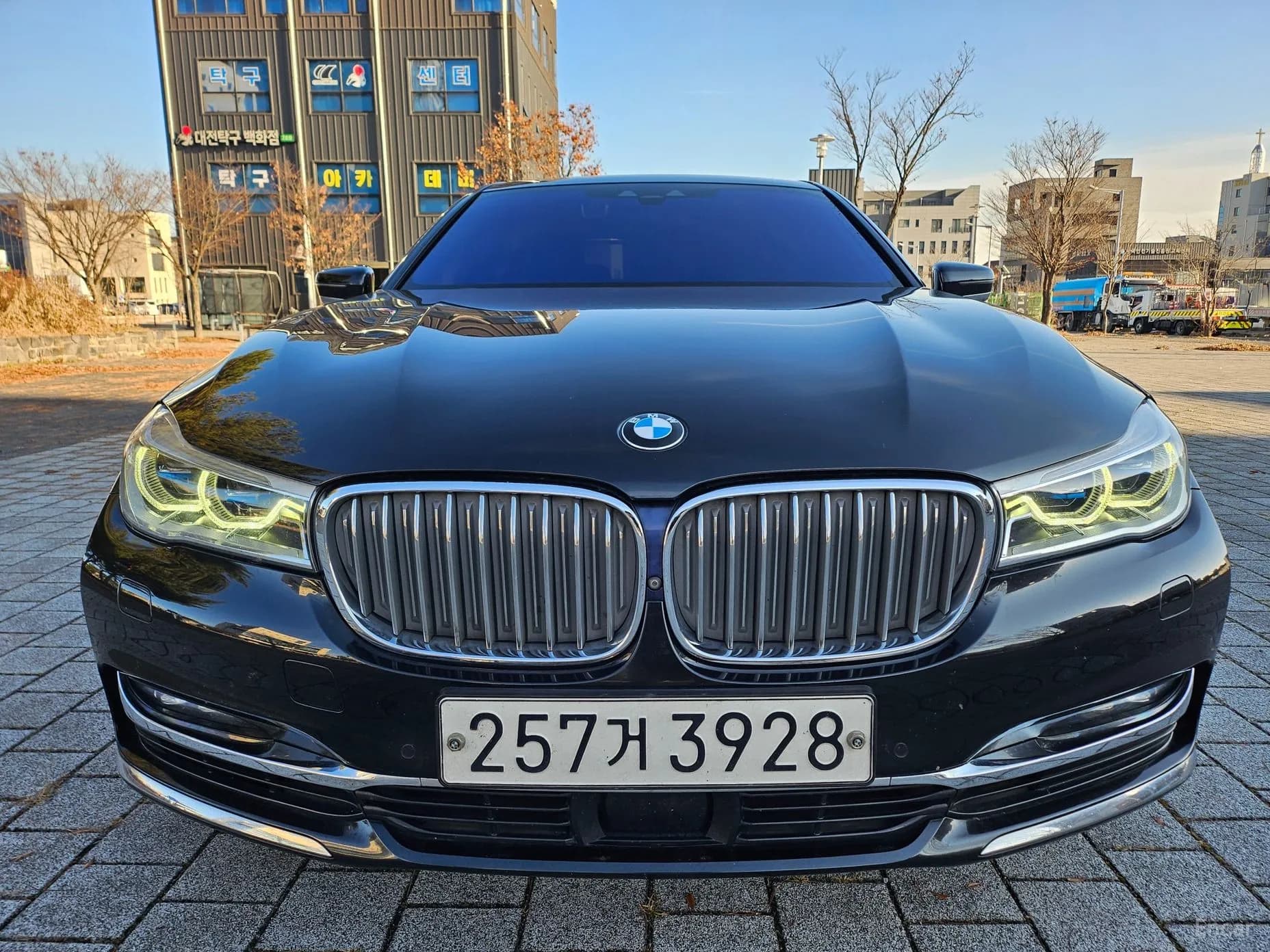 7 Series (G11)
