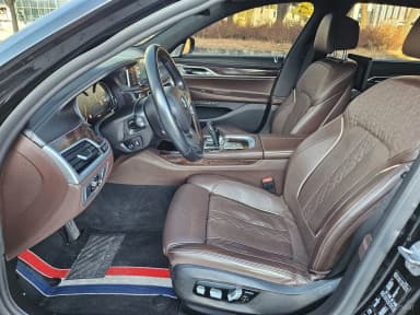 7 Series (G11)