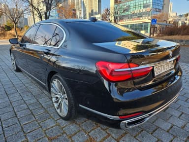 7 Series (G11)