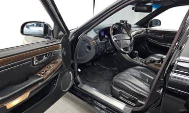 Chairman H New Classic