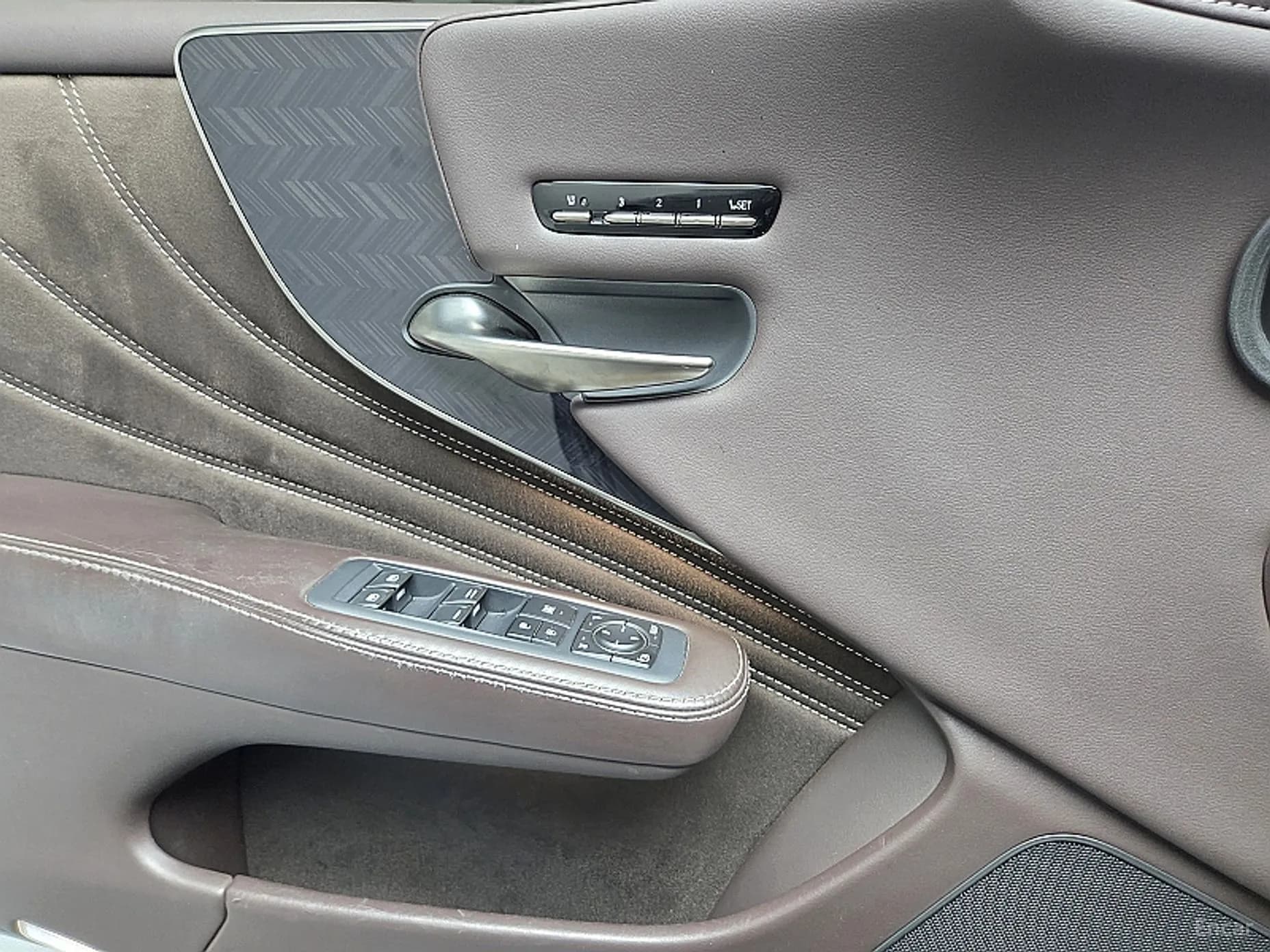 LS500 5th Generation