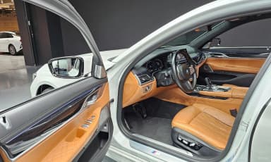 7 Series (G11)