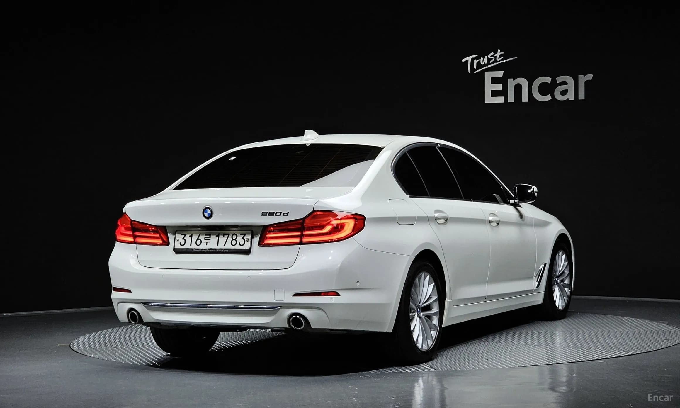 5 Series (G30)