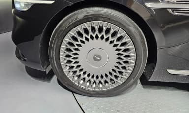 G90