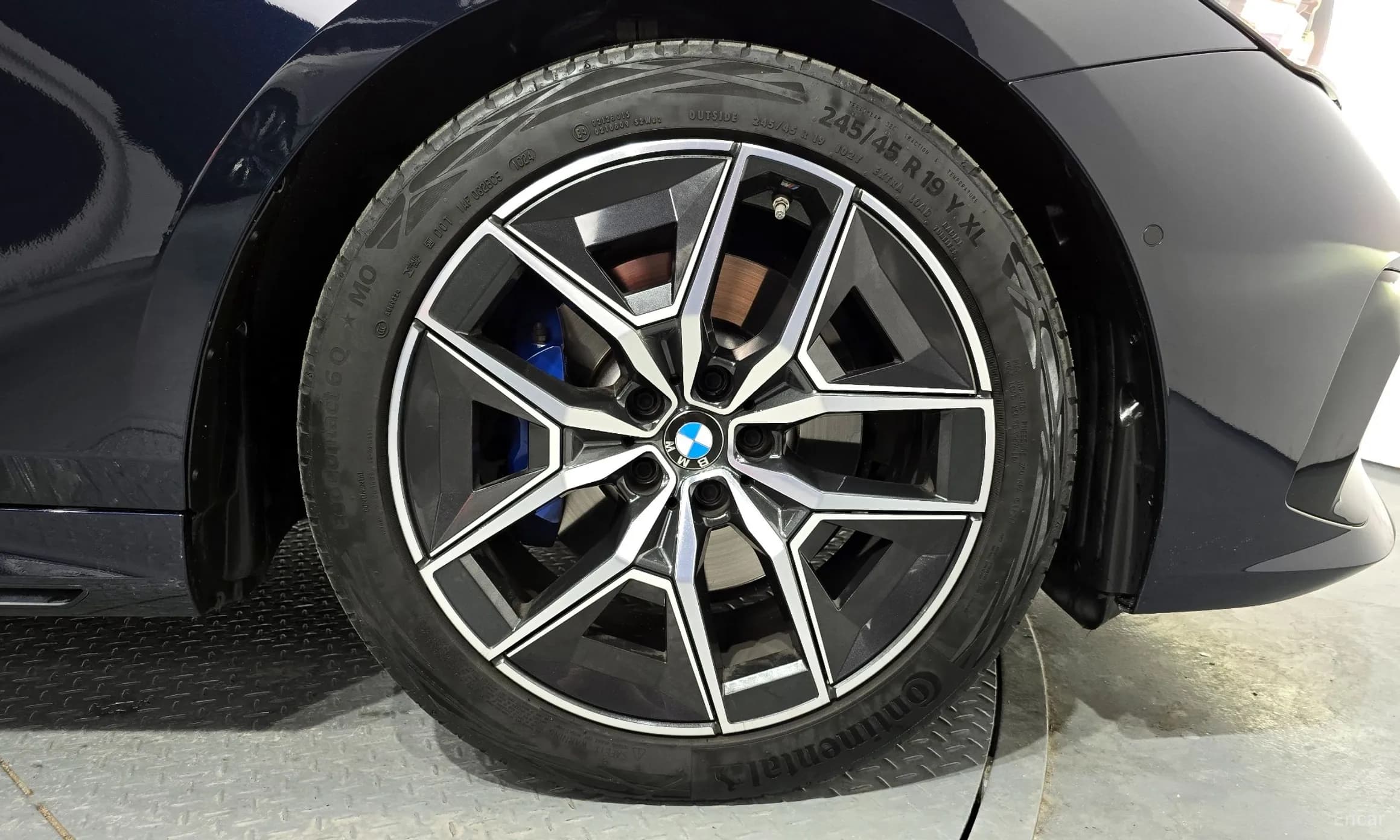 5 Series (G60)
