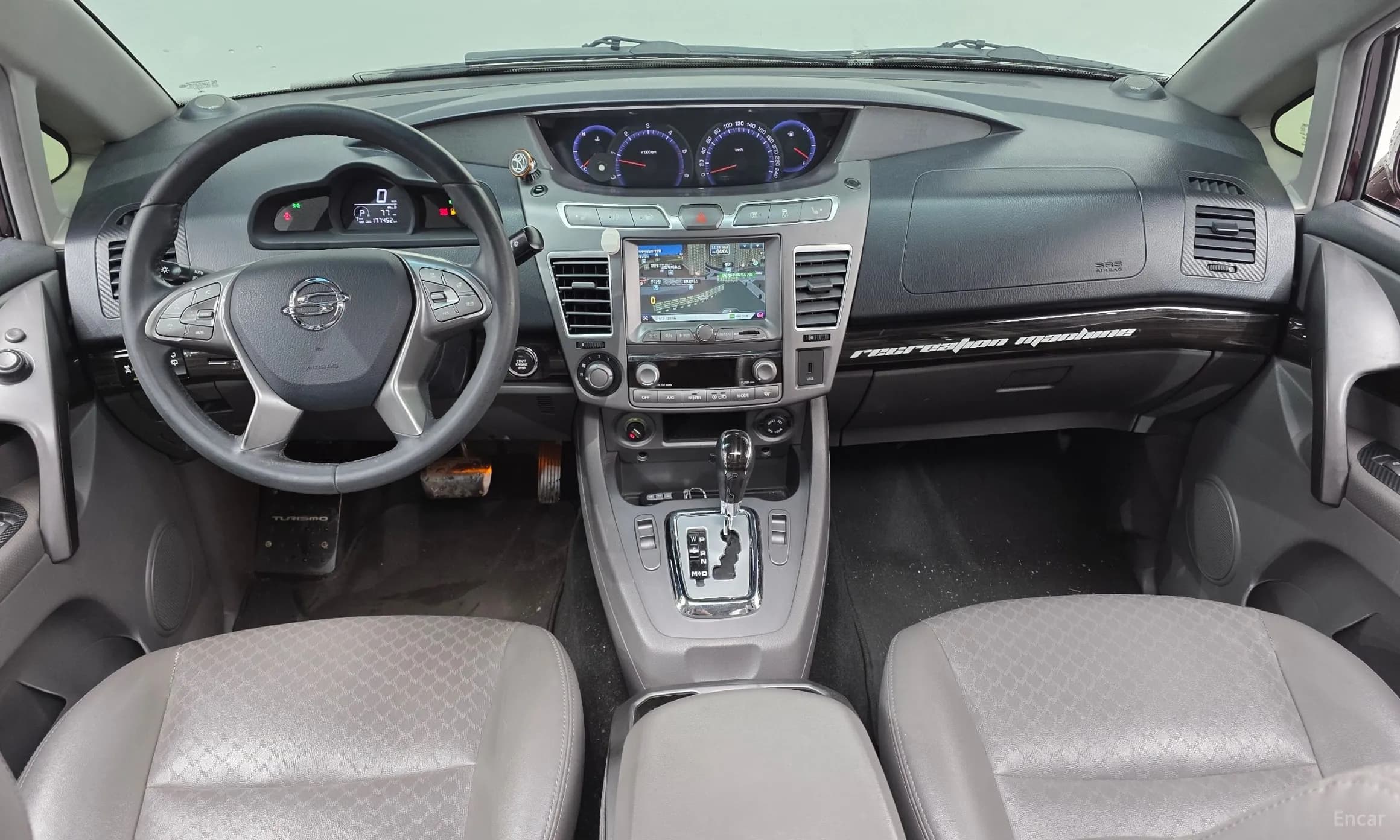 Korando Turismo