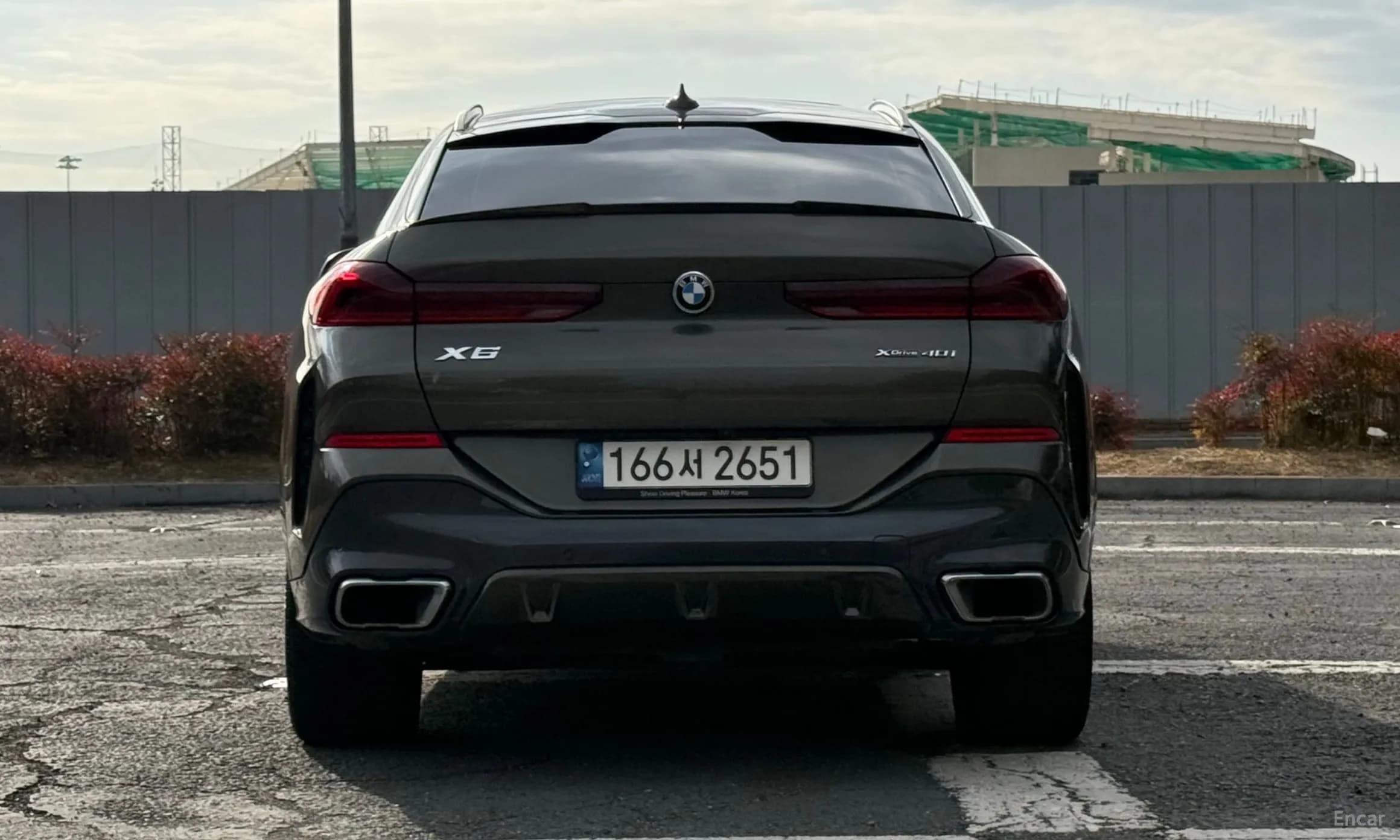 X6 (G06)