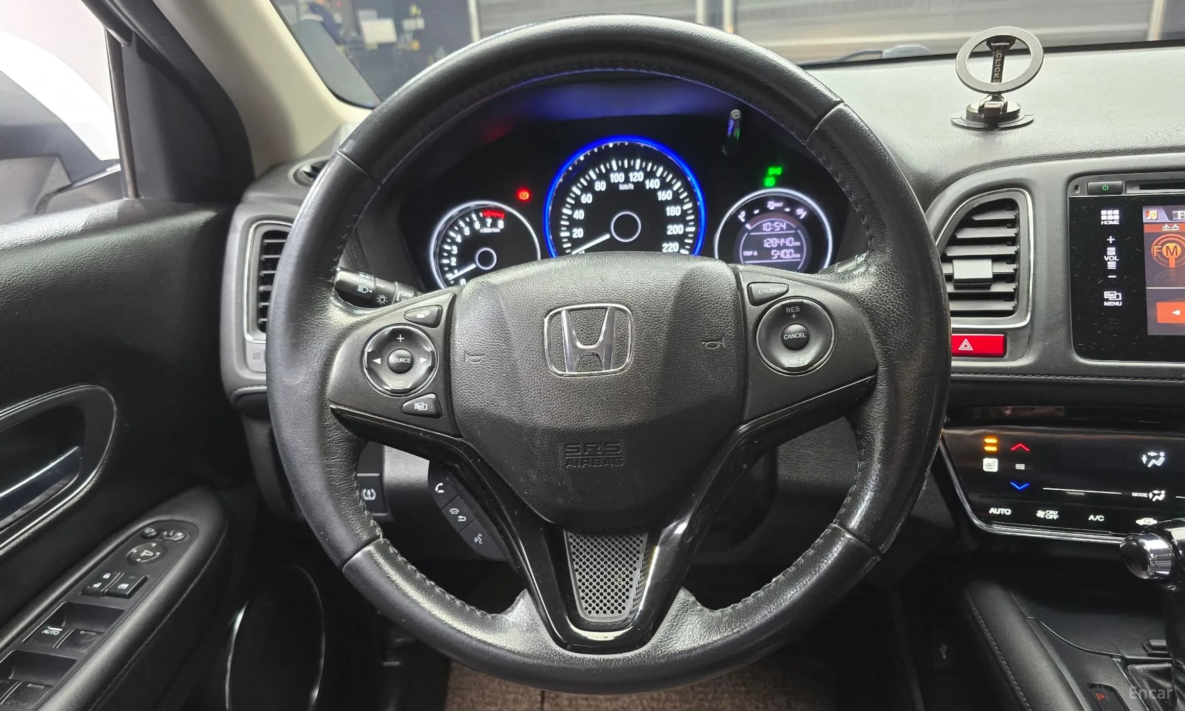 HR-V