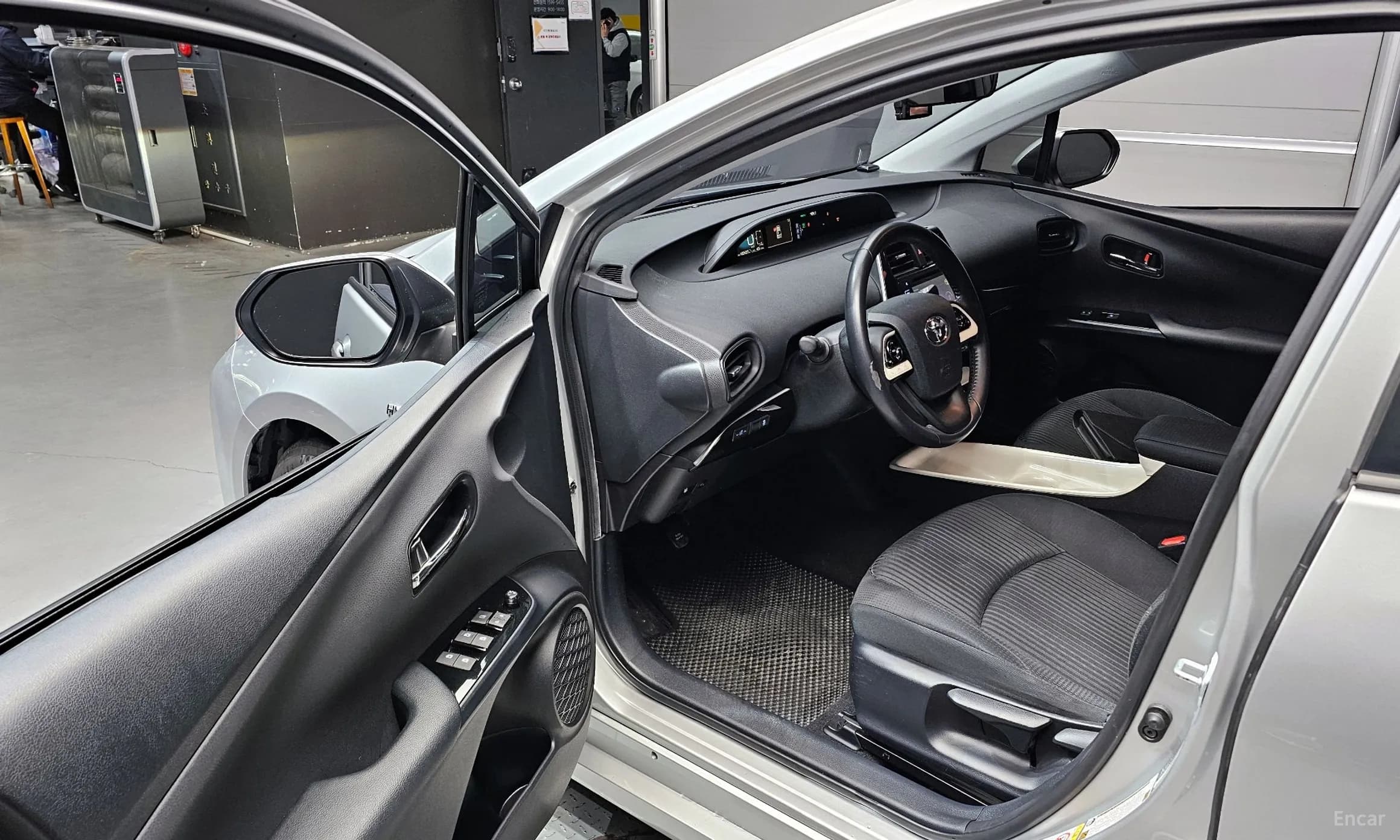 Prius 4th Generation