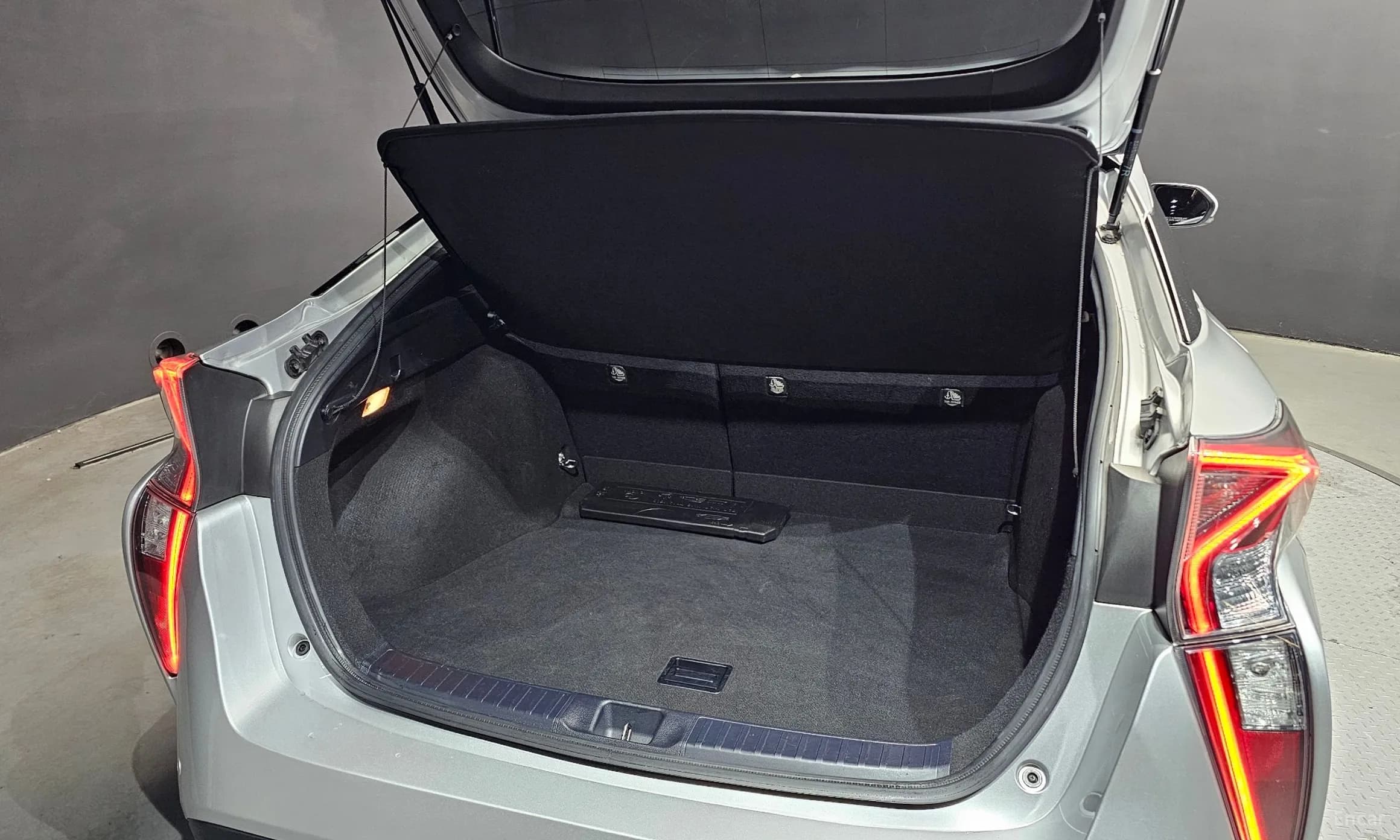 Prius 4th Generation