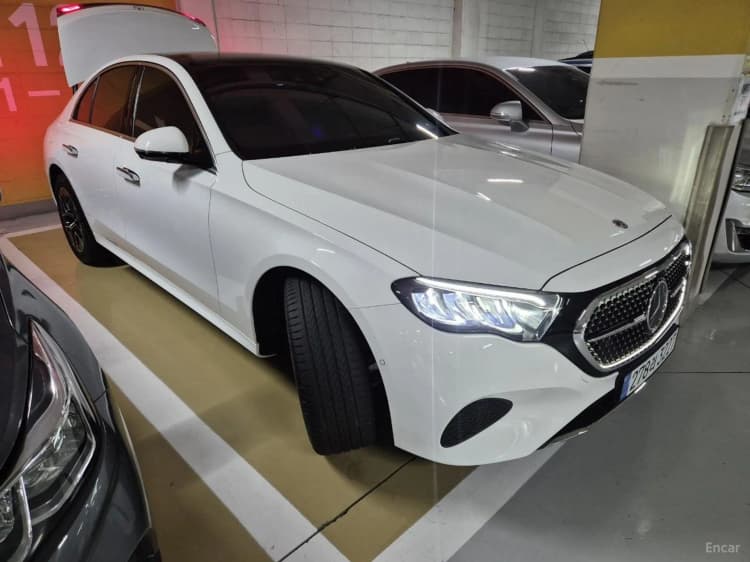 E-Class W214