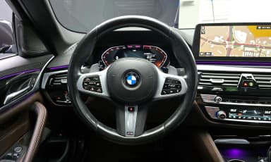 5 Series (G30)