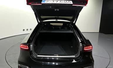 RS7 (4K)